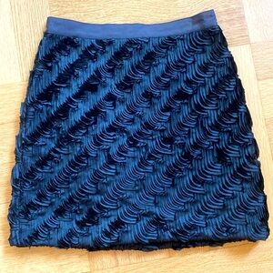 Club Monaco LIKE NEW! Textured Mini Skirt